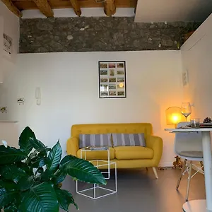 https://villa-paola-holiday-apartment.it-lombardy.com
