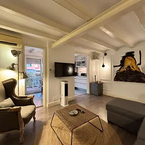 https://rossello-apartment.catalonia-hotels.com