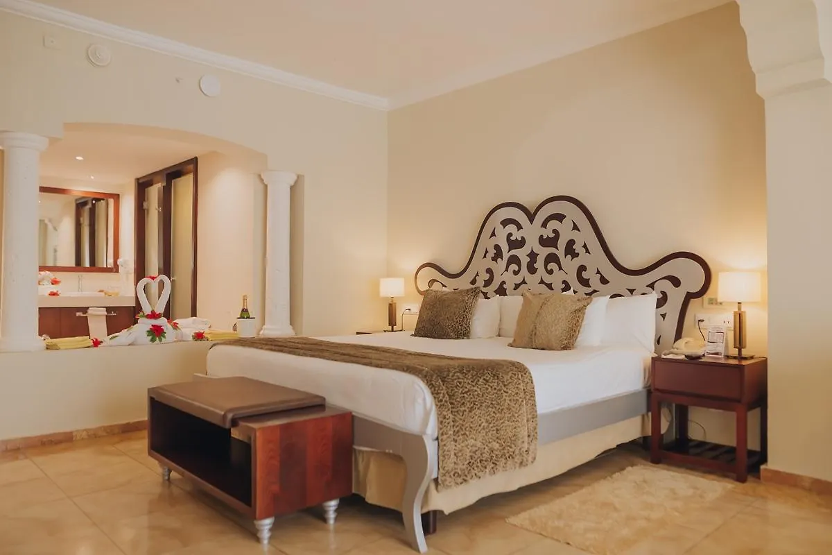 Resort Majestic Colonial Punta Cana (Adults Only)