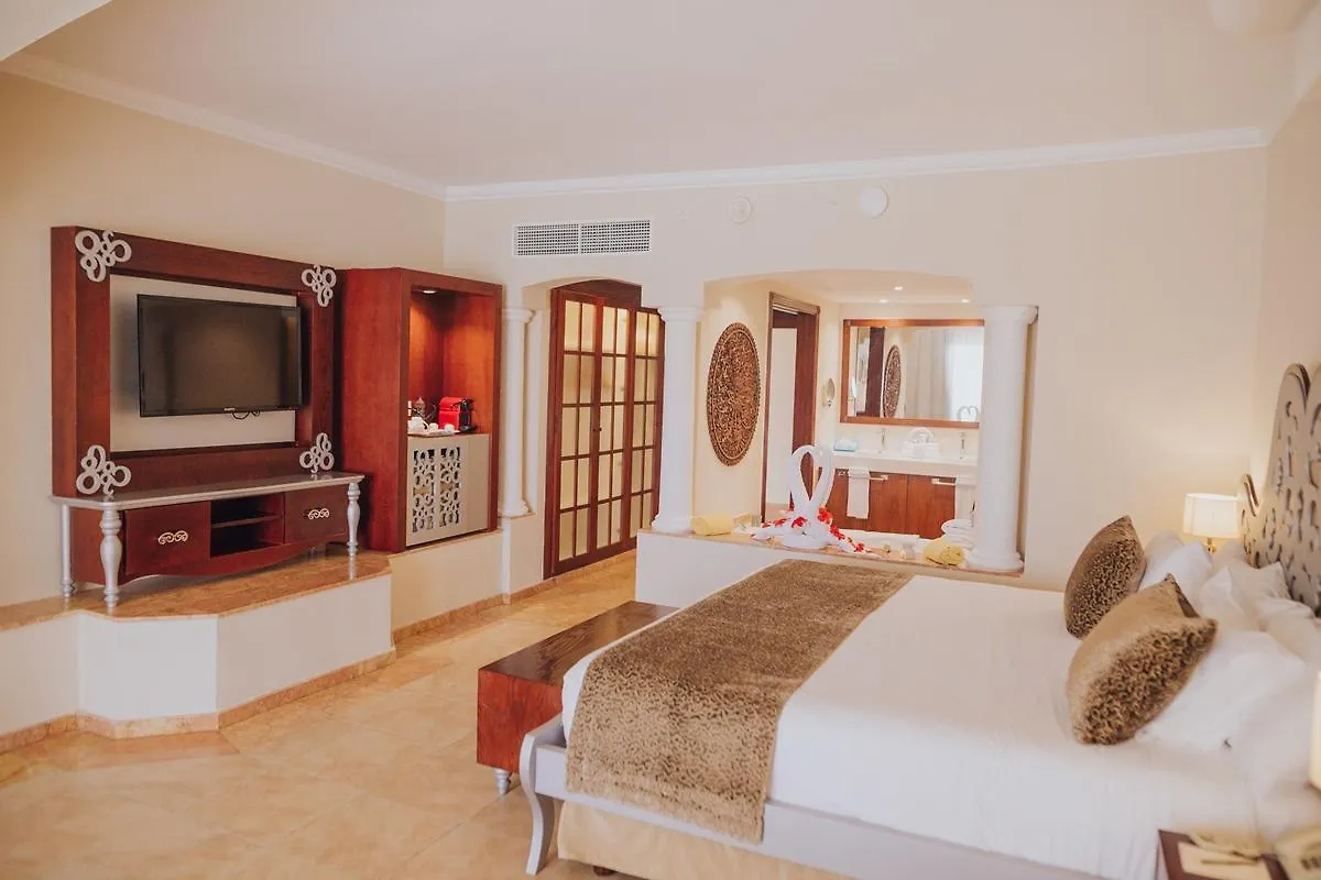 Majestic Colonial Punta Cana (Adults Only) 5*,