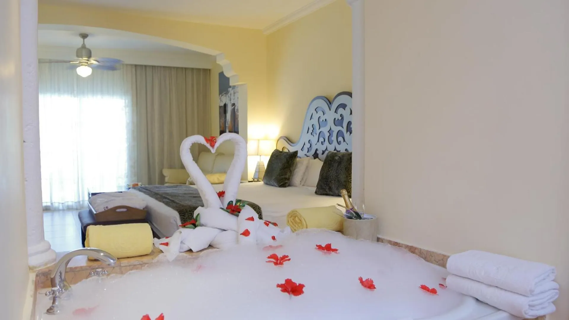 Majestic Colonial Punta Cana (Adults Only) 5*,