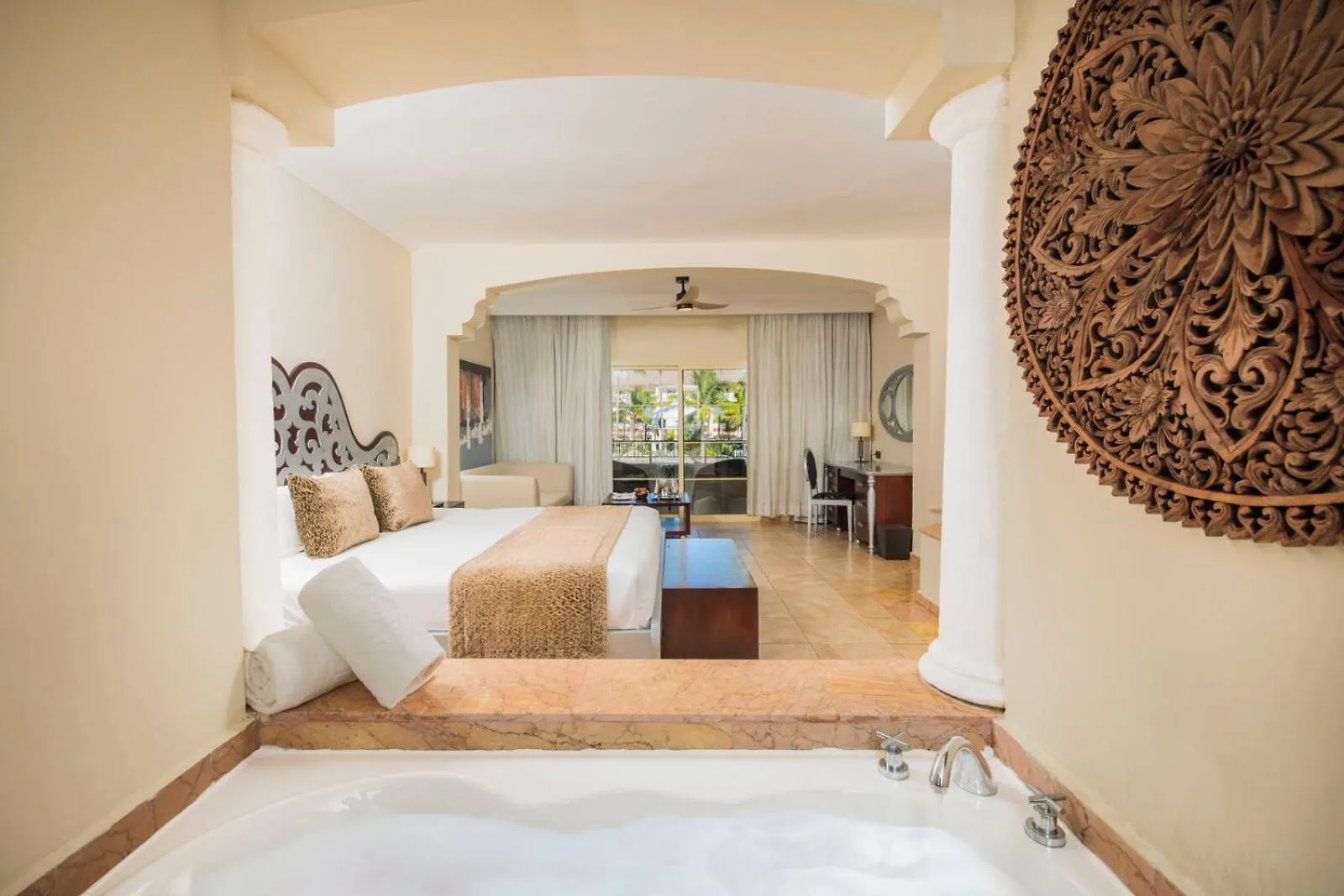 Majestic Colonial Punta Cana (Adults Only) 5*,  Dominican Republic