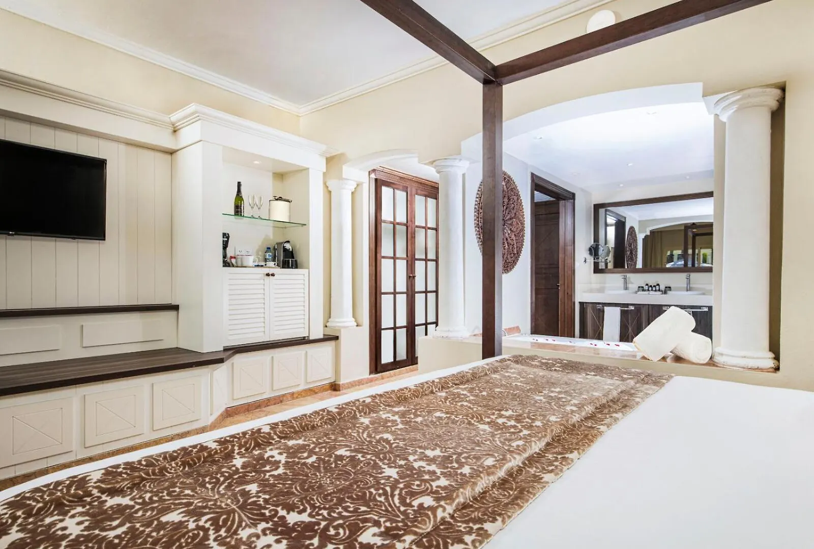 Majestic Colonial Punta Cana (Adults Only)